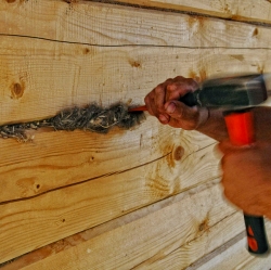 Как конопатить сруб деревянного дома